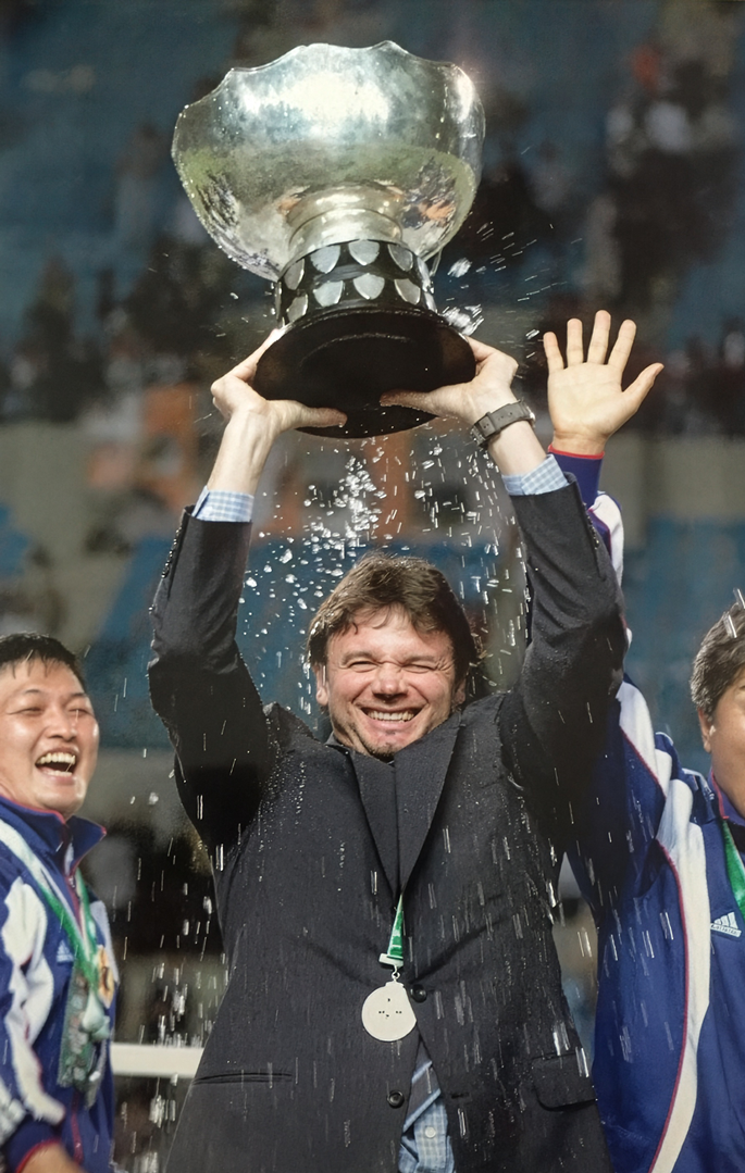 Philippe Troussier during his Japan coaching era