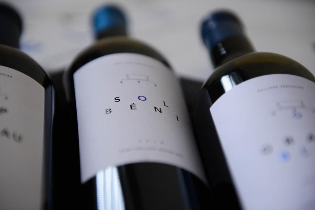 SOL BENI label, close-up
